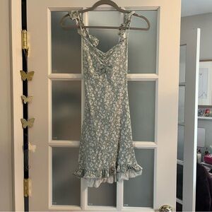 Open back flower body con dress